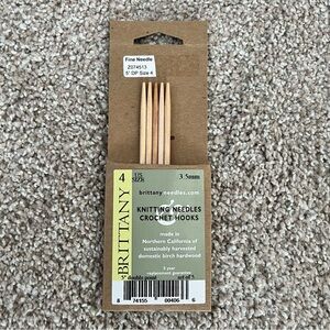 Brittany Birch Wood Double Pointed Knitting Needles US 4 / 5” / 3.5 mm